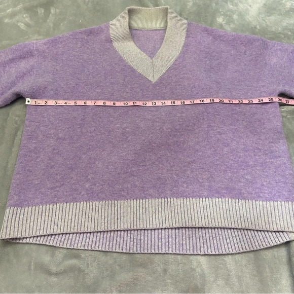 Lululemon Alpaca Wool alpaca V-Neck Sweater purple 27186 - Picture 8 of 12